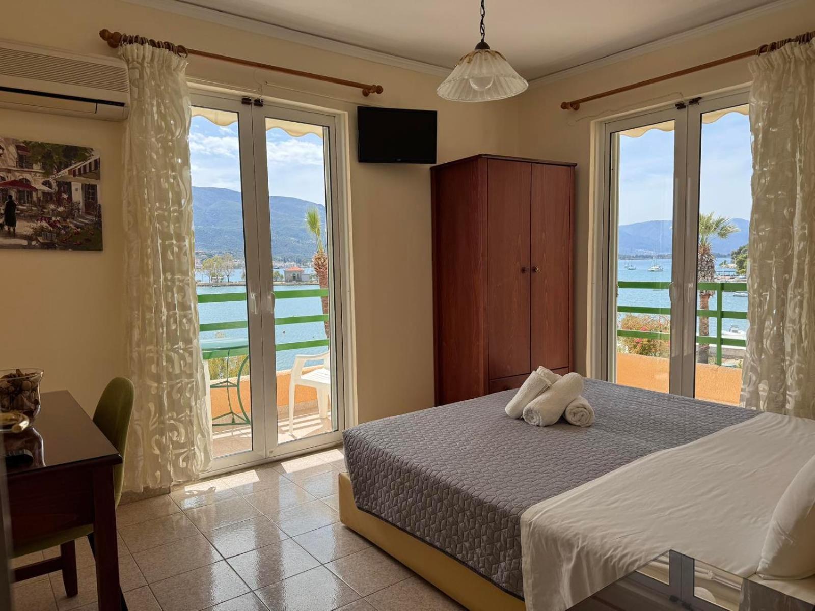 Matrona Apartments Poros Town Exterior foto